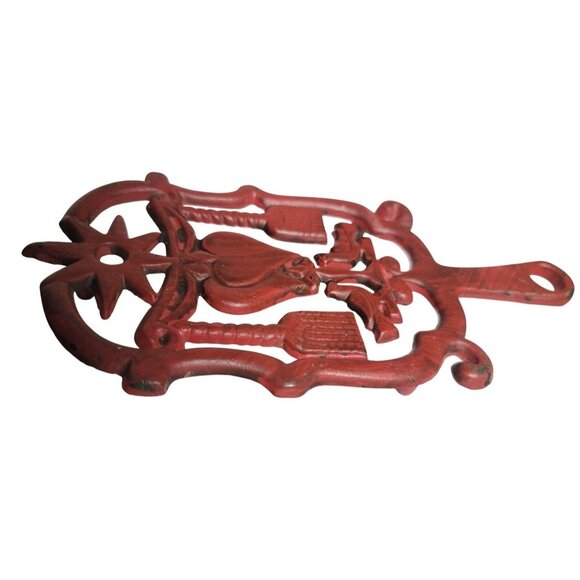 Vintage 1951 J.Z.H. Cast Iron Red Trivet With Heart & Bird Design - Picture 5 of 7